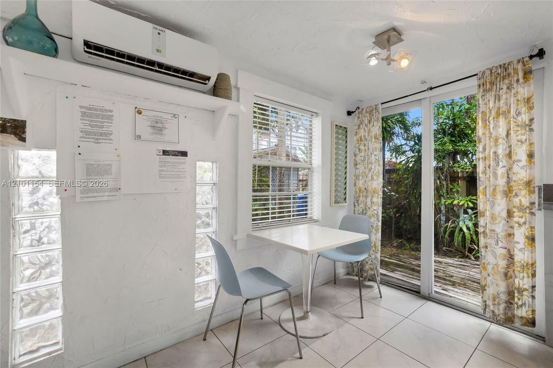 For Sale: $1,580,000 (4 beds, 3 baths, 1643 Square Feet)