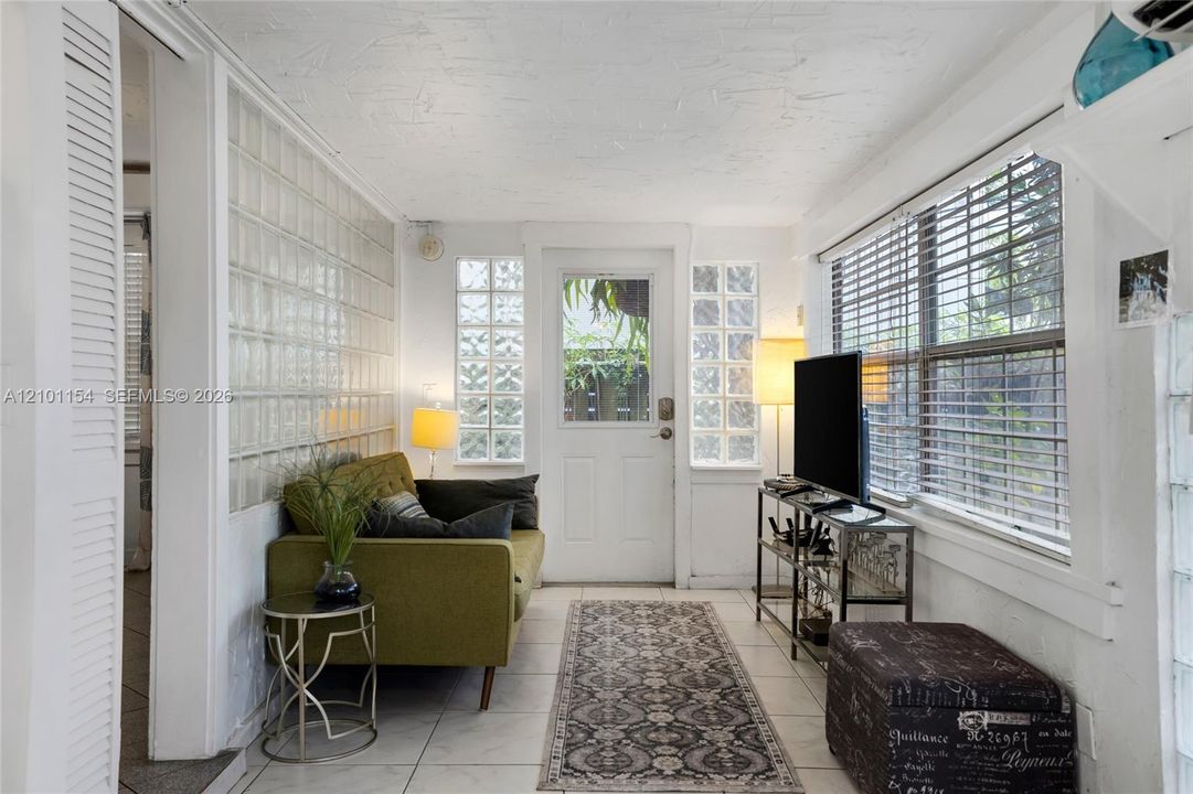 For Sale: $1,580,000 (4 beds, 3 baths, 1643 Square Feet)