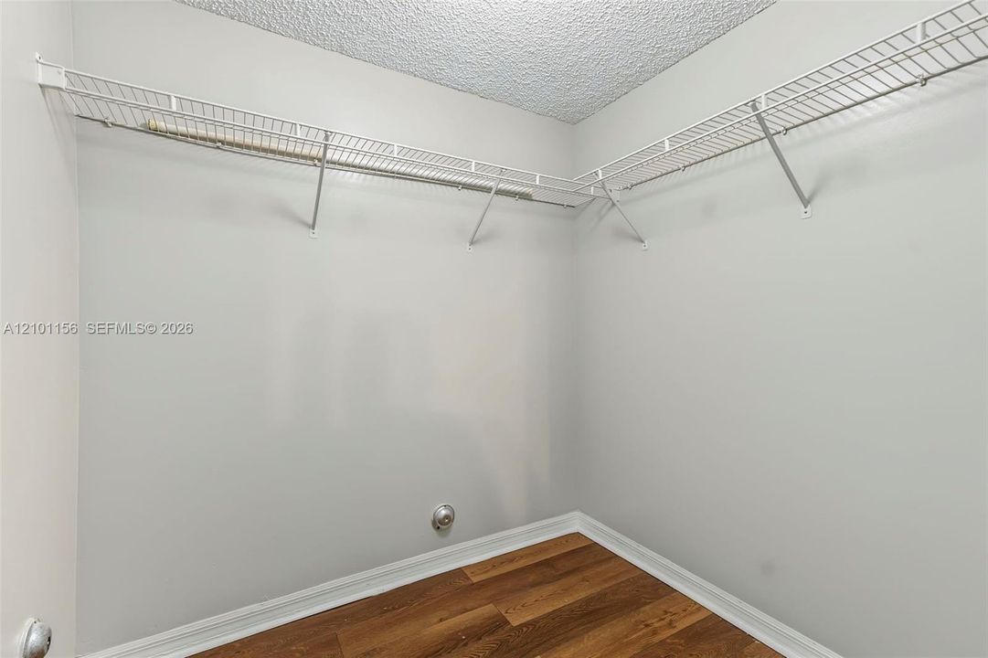 En Renta: $2,650 (3 camas, 2 baños, 1024 Pies cuadrados)