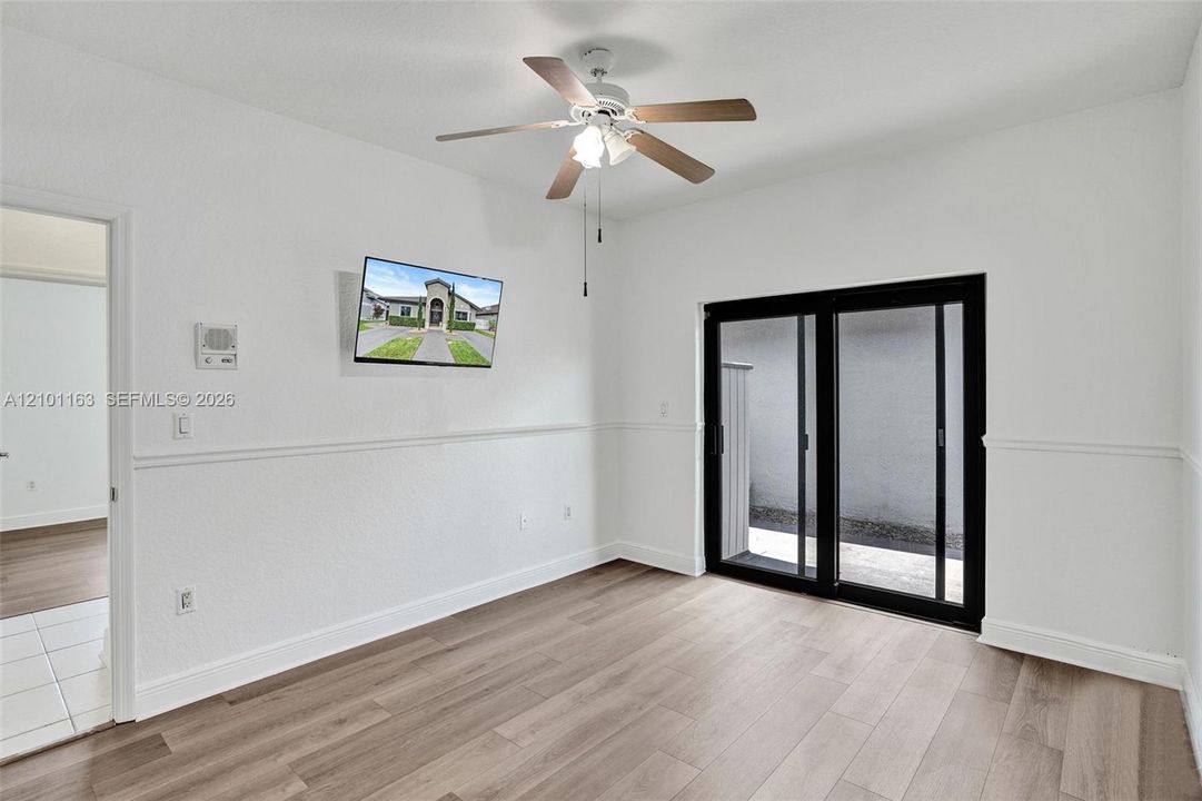 En Venta: $700,000 (3 camas, 2 baños, 1878 Pies cuadrados)
