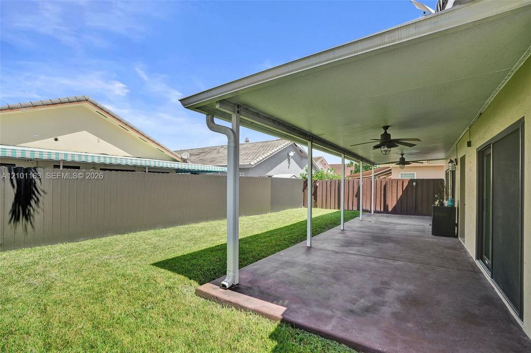 En Venta: $700,000 (3 camas, 2 baños, 1878 Pies cuadrados)