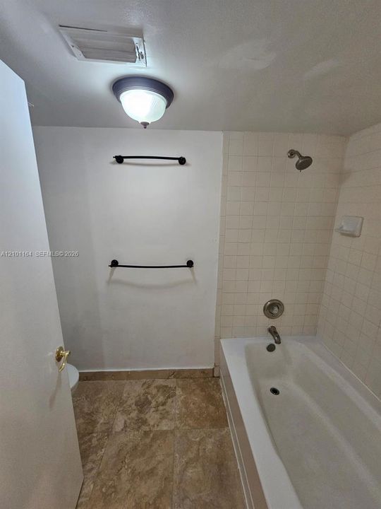 En Renta: $2,700 (3 camas, 2 baños, 1510 Pies cuadrados)