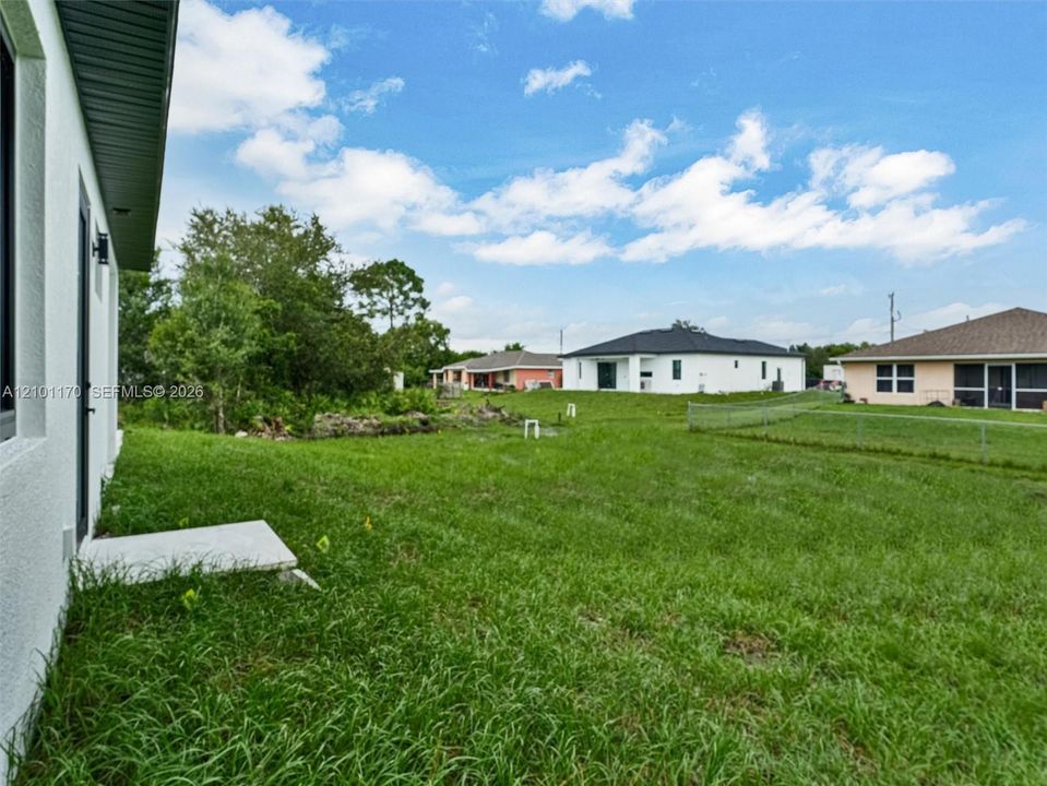 На продажу: $330,000 (3 спален, 3 ванн, 0 Квадратных фут)