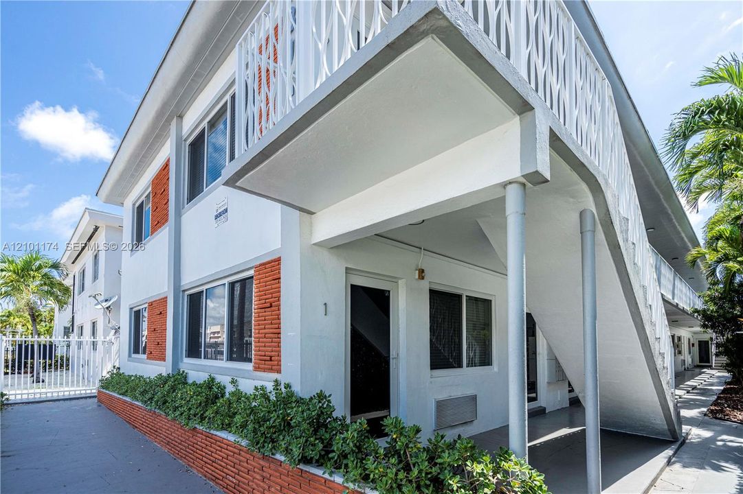 For Rent: $1,550 (0 beds, 1 baths, 500 Square Feet)