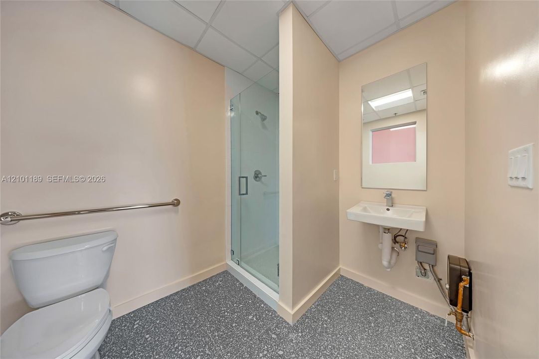 For Rent: $2,125 (0 beds, 0 baths, 0 Square Feet)