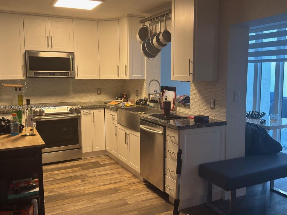 En Venta: $321,000 (2 camas, 2 baños, 1140 Pies cuadrados)