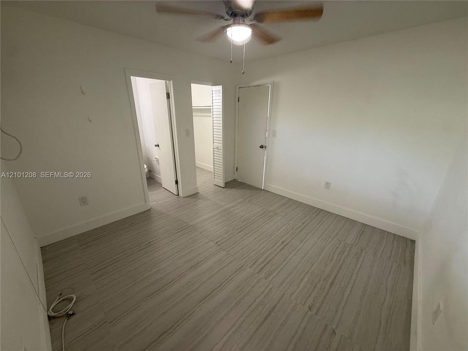 En Renta: $1,985 (1 camas, 1 baños, 18936 Pies cuadrados)