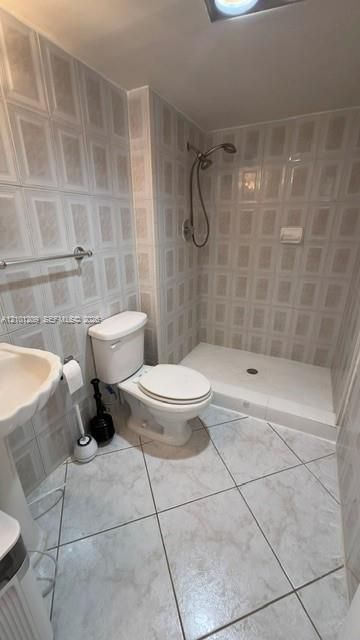 En Venta: $349,000 (2 camas, 2 baños, 1313 Pies cuadrados)