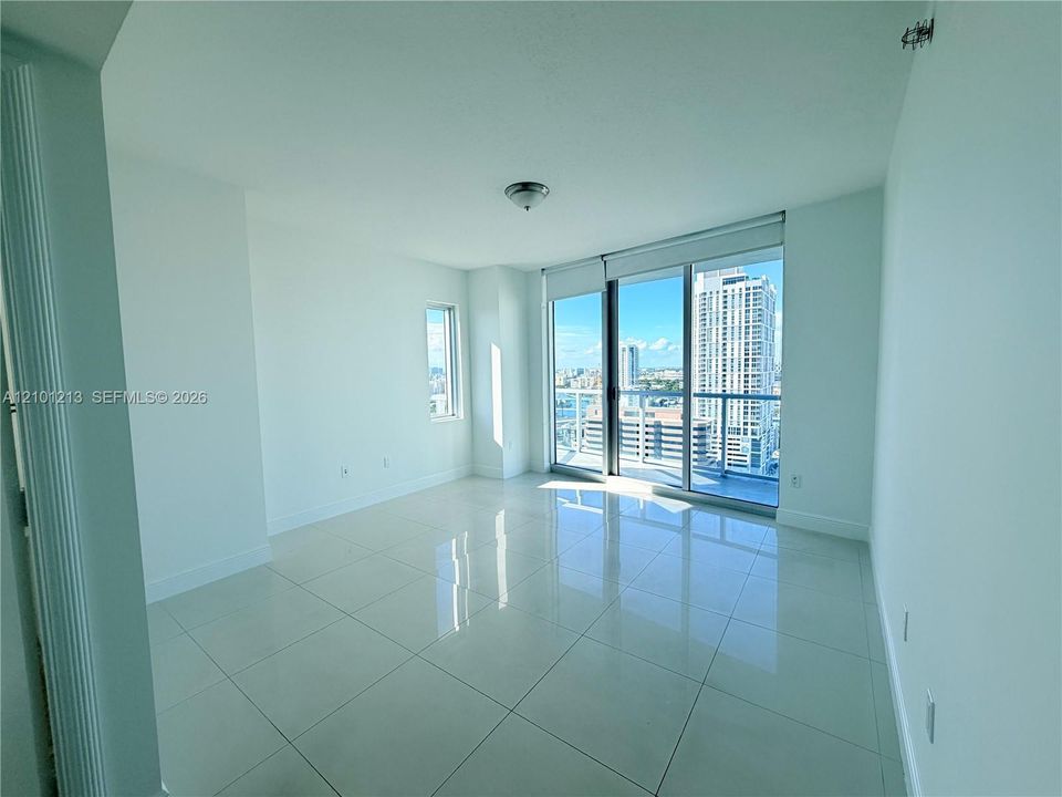 For Rent: $3,700 (2 beds, 2 baths, 1310 Square Feet)