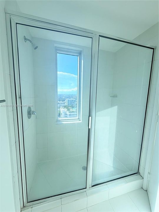 For Rent: $3,700 (2 beds, 2 baths, 1310 Square Feet)