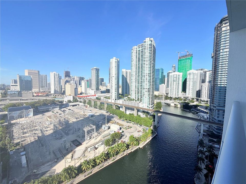 For Rent: $3,700 (2 beds, 2 baths, 1310 Square Feet)