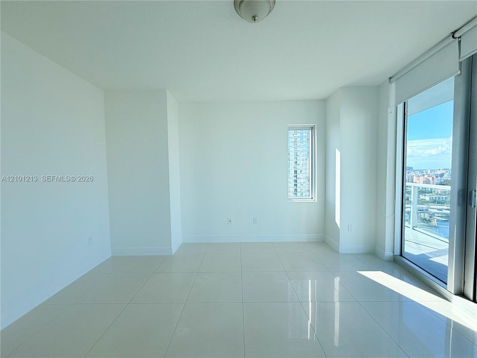 For Rent: $3,700 (2 beds, 2 baths, 1310 Square Feet)