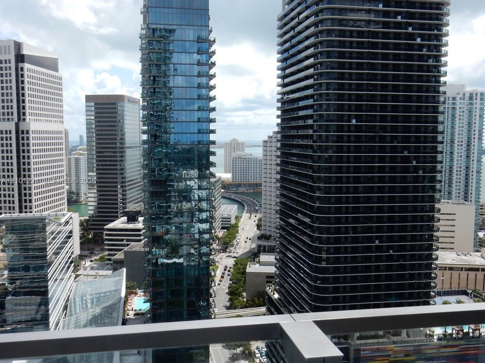 En Venta: $1,150,000 (2 camas, 2 baños, 1281 Pies cuadrados)