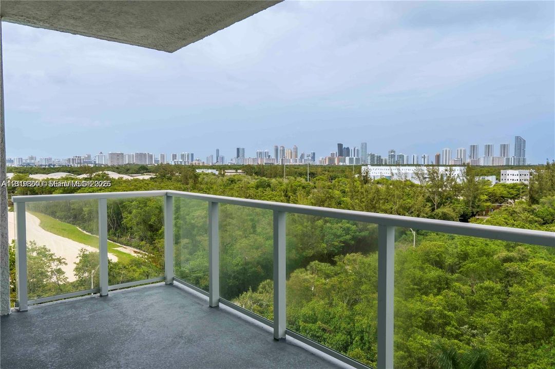 For Rent: $3,250 (2 beds, 2 baths, 1763 Square Feet)