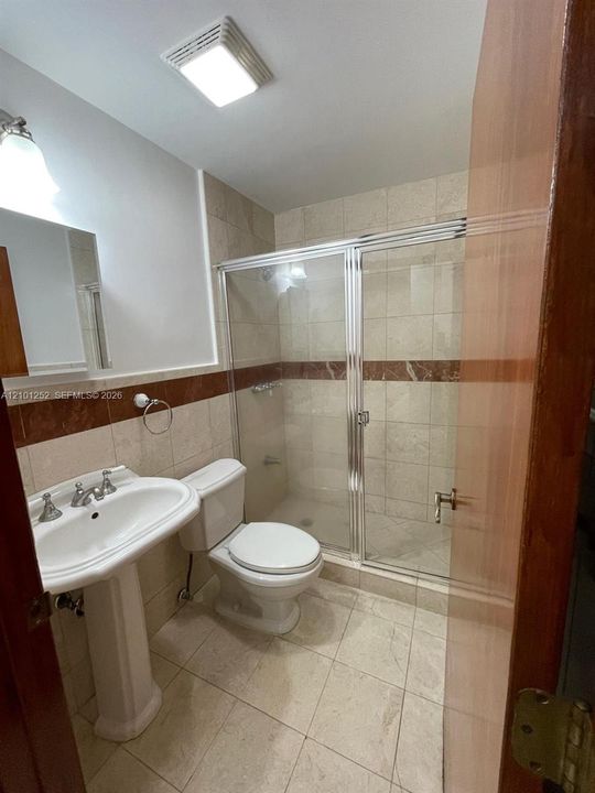 En Renta: $2,900 (3 camas, 2 baños, 1515 Pies cuadrados)
