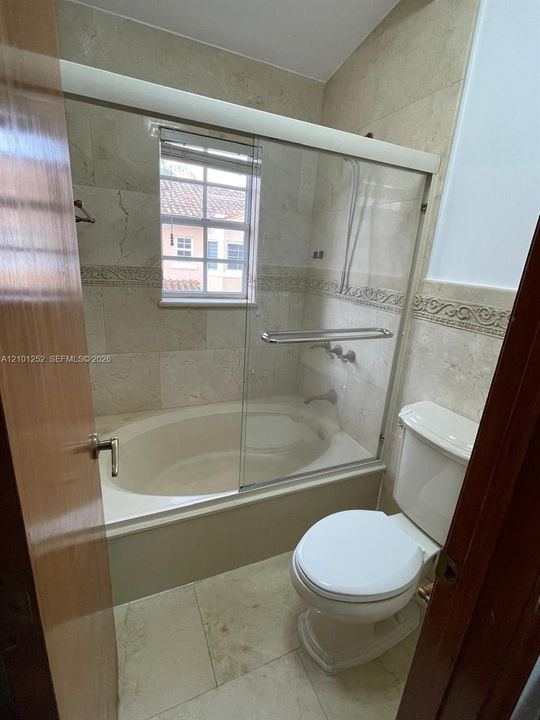 En Renta: $2,900 (3 camas, 2 baños, 1515 Pies cuadrados)