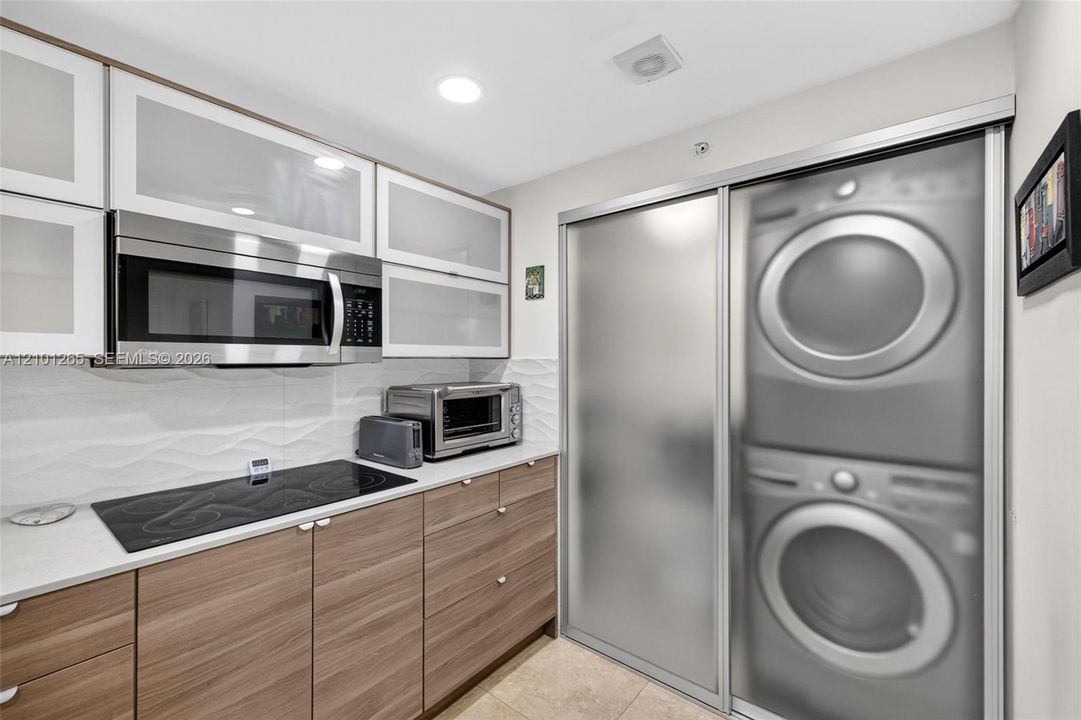 : $349,000 (2 camas, 2 baños, 1138 Pies cuadrados)