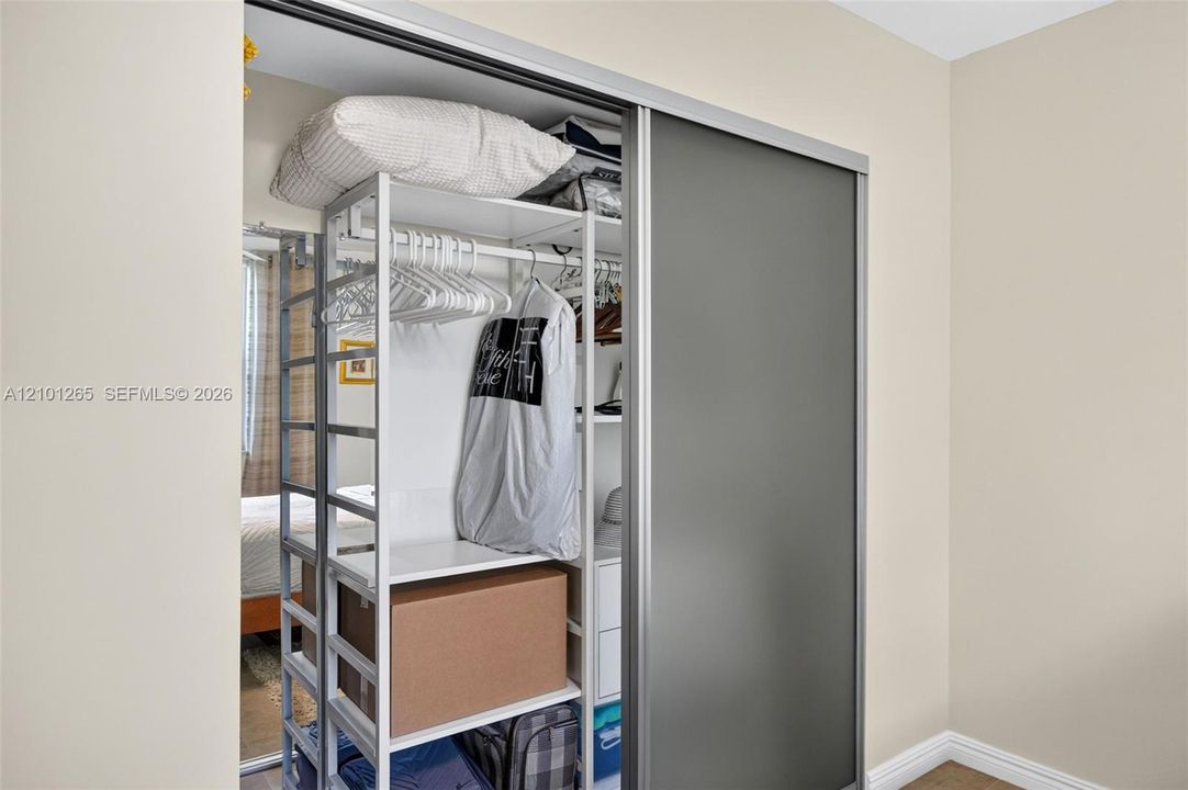 : $349,000 (2 camas, 2 baños, 1138 Pies cuadrados)