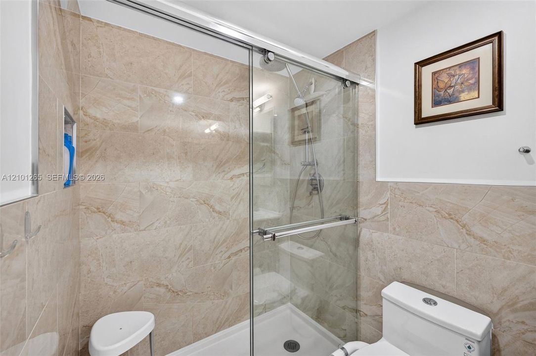 : $349,000 (2 camas, 2 baños, 1138 Pies cuadrados)