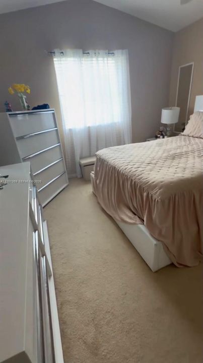 En Renta: $3,100 (3 camas, 2 baños, 1364 Pies cuadrados)