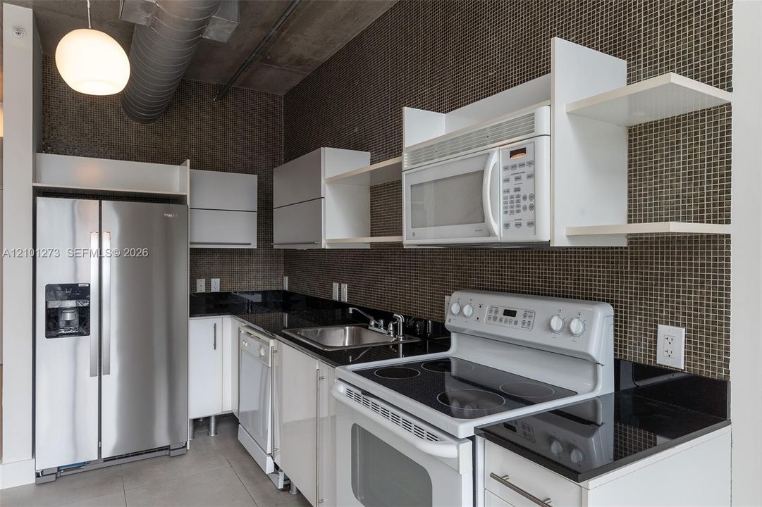 En Renta: $2,850 (0 camas, 1 baños, 795 Pies cuadrados)