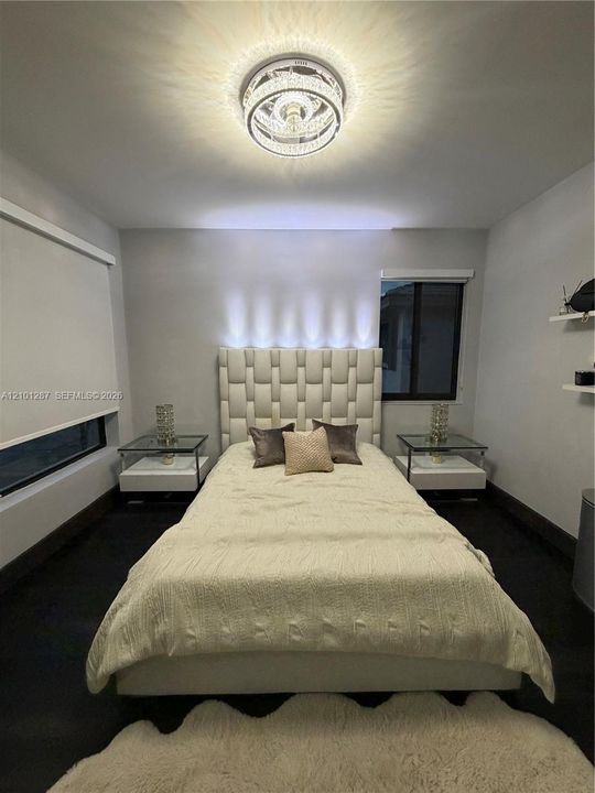 En Venta: $1,400,000 (5 camas, 3 baños, 3082 Pies cuadrados)
