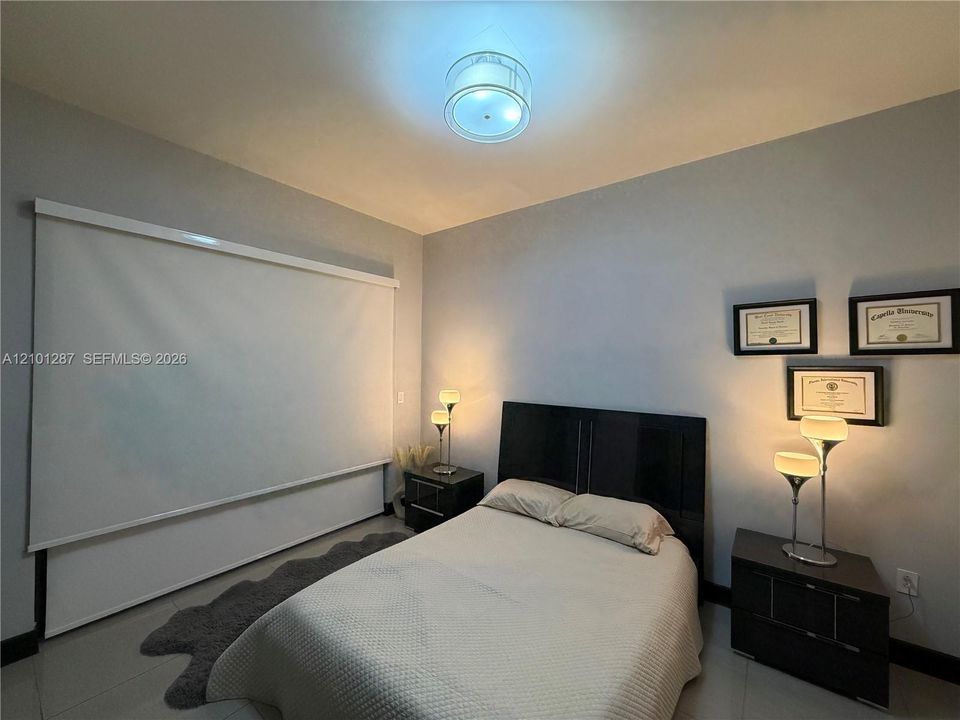 En Venta: $1,400,000 (5 camas, 3 baños, 3082 Pies cuadrados)