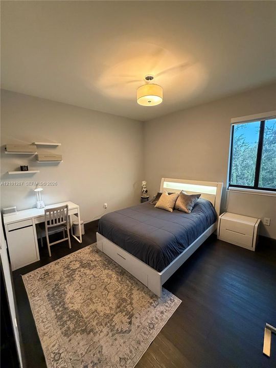 En Venta: $1,400,000 (5 camas, 3 baños, 3082 Pies cuadrados)