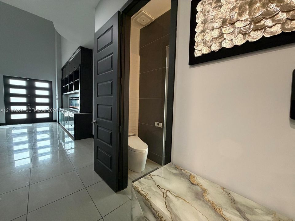 En Venta: $1,400,000 (5 camas, 3 baños, 3082 Pies cuadrados)