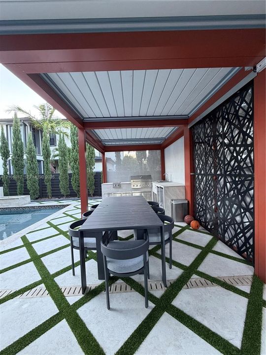 En Venta: $1,400,000 (5 camas, 3 baños, 3082 Pies cuadrados)