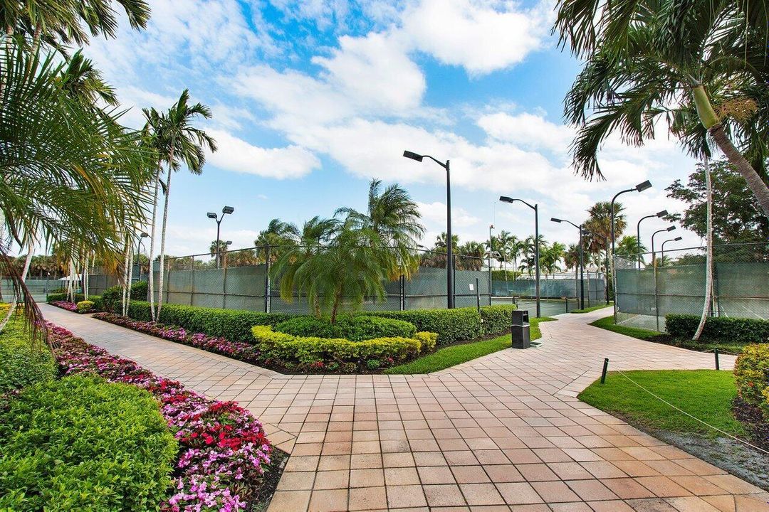 047-7370OrangewoodLane-202-BocaRaton-FL-