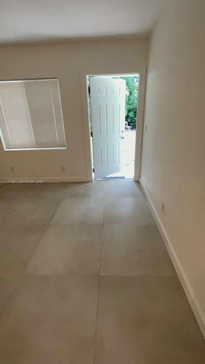 En Renta: $1,650 (1 camas, 1 baños, 700 Pies cuadrados)