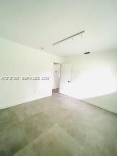 En Renta: $1,650 (1 camas, 1 baños, 700 Pies cuadrados)