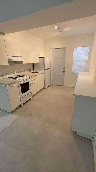 En Renta: $1,650 (1 camas, 1 baños, 700 Pies cuadrados)