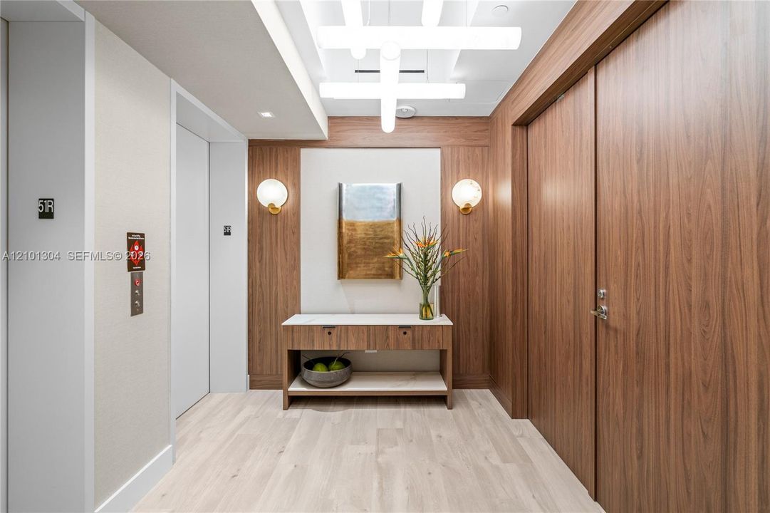 En Venta: $7,995,000 (4 camas, 5 baños, 3252 Pies cuadrados)