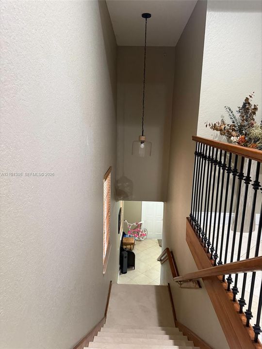 В аренду: $4,500 (4 спален, 2 ванн, 2360 Квадратных фут)