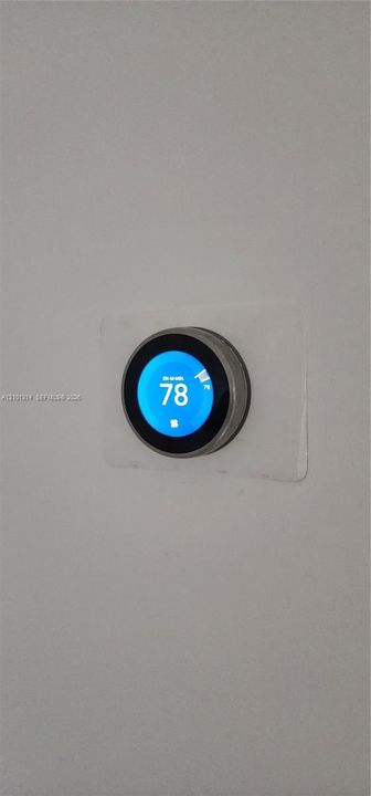 В аренду: $3,200 (2 спален, 2 ванн, 1071 Квадратных фут)