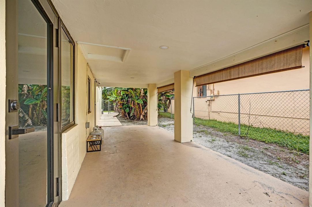 Carport