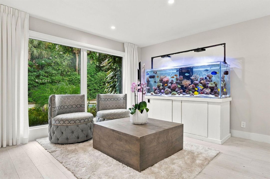 36-web-or-mls-116_Periwinkle_Dr_02320
