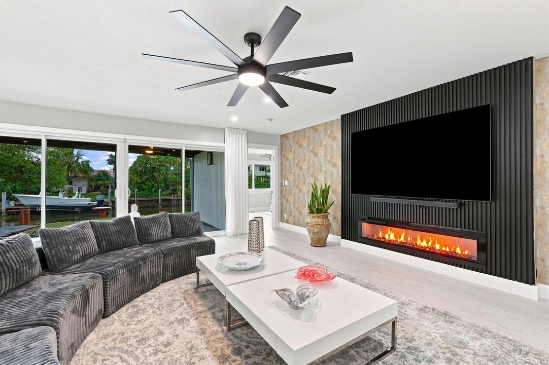 44-web-or-mls-116_Periwinkle_Dr_02374