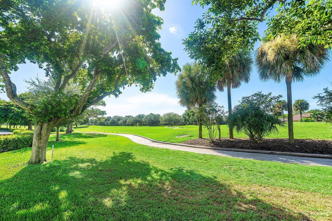 028-2440DCCountryClubBoulevard-Unit111-D
