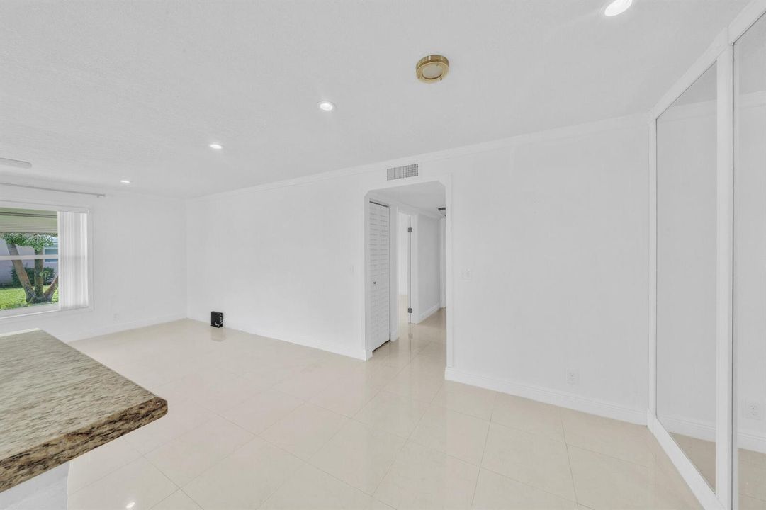 7 Dining Area