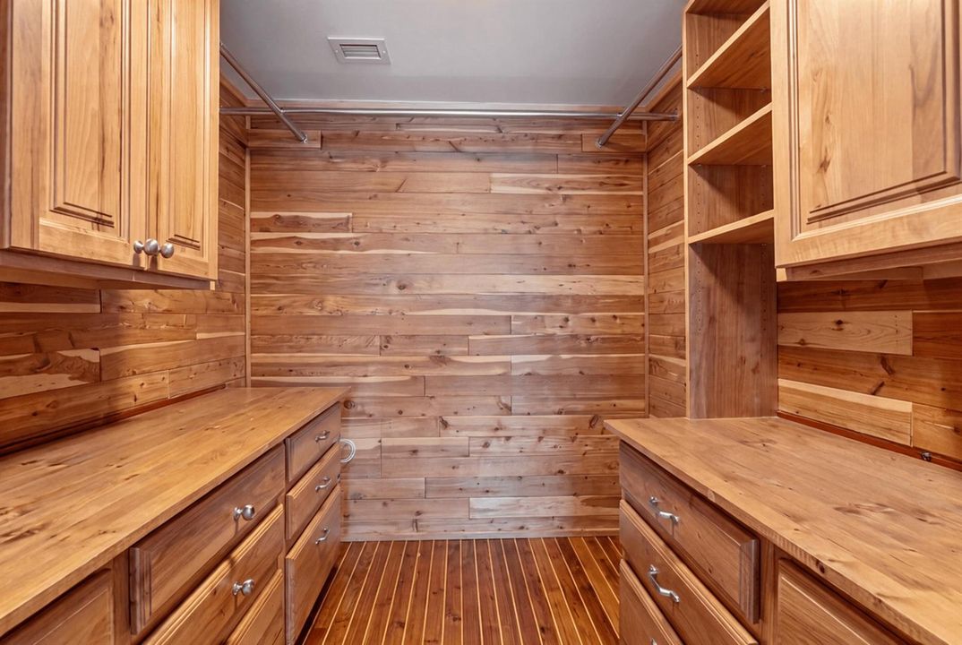 Primary Bedroom Closet