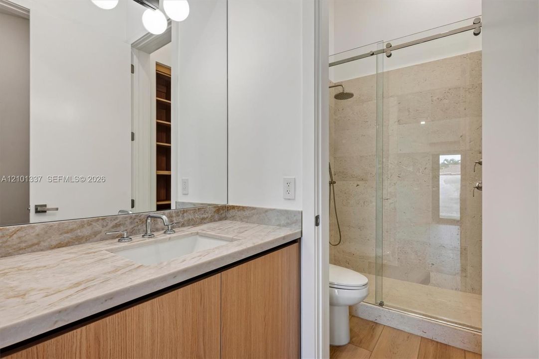 2nd bedroom bathroom