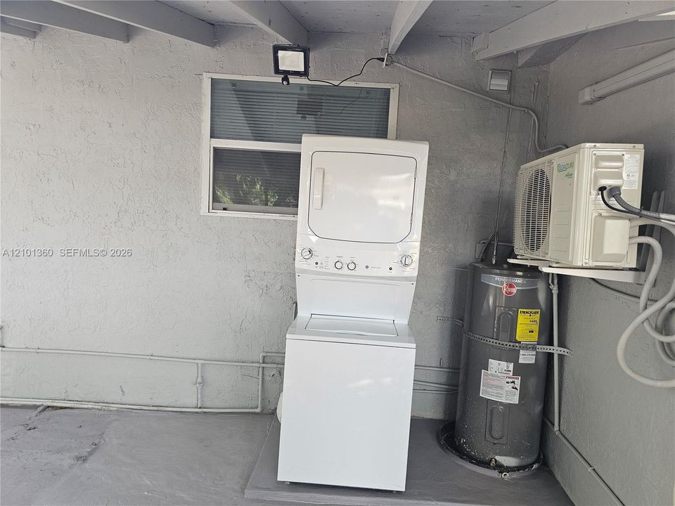 В аренду: $2,450 (2 спален, 1 ванн, 971 Квадратных фут)