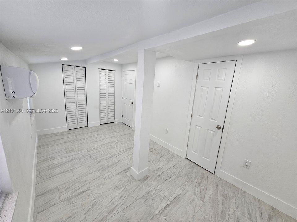 В аренду: $2,450 (2 спален, 1 ванн, 971 Квадратных фут)