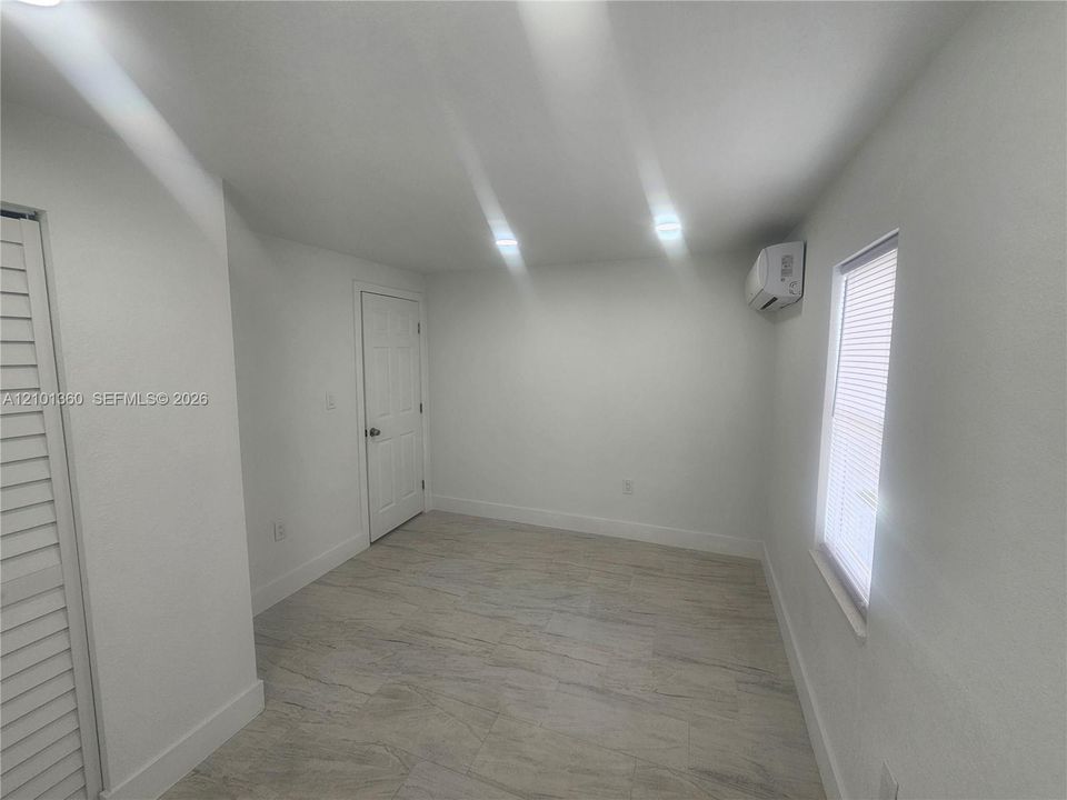 В аренду: $2,450 (2 спален, 1 ванн, 971 Квадратных фут)