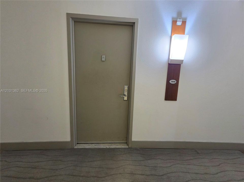 На продажу: $255,000 (0 спален, 1 ванн, 503 Квадратных фут)