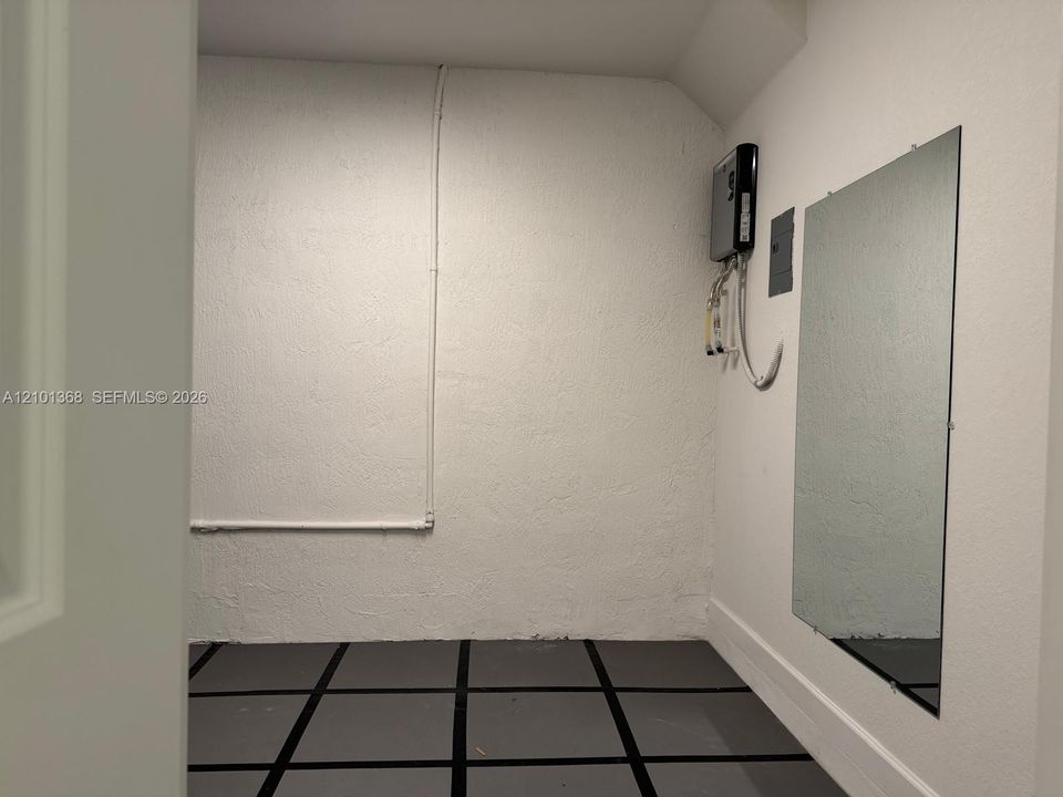 В аренду: $3,050 (3 спален, 2 ванн, 1695 Квадратных фут)