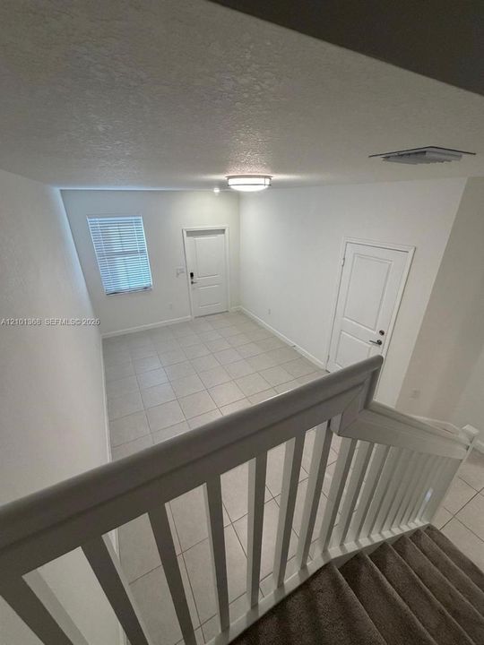 В аренду: $3,050 (3 спален, 2 ванн, 1695 Квадратных фут)
